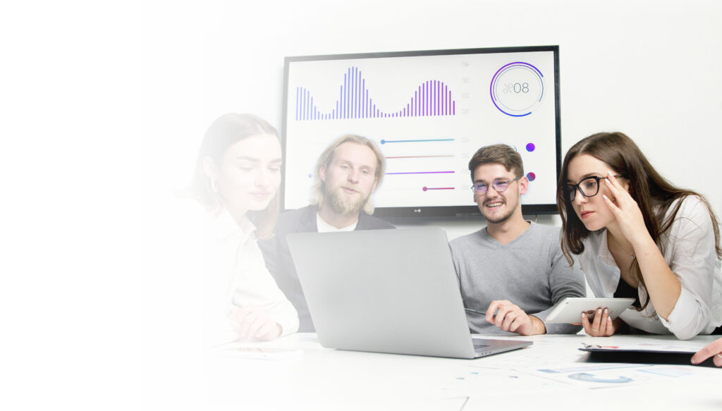 Nobuzen desarrollo app equipo validando diseño