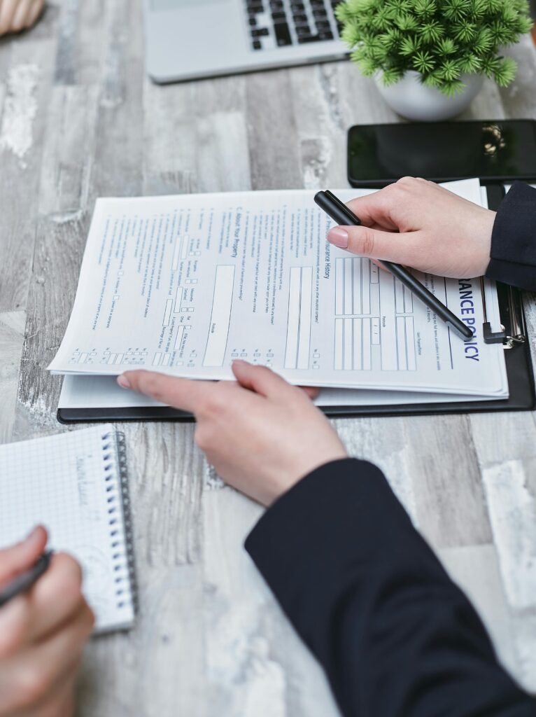 Nobuzen política privacidad firma contrato